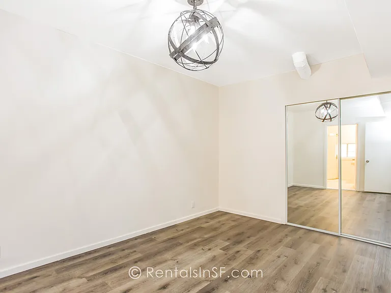 1215 2nd Ave #B — Photo 7