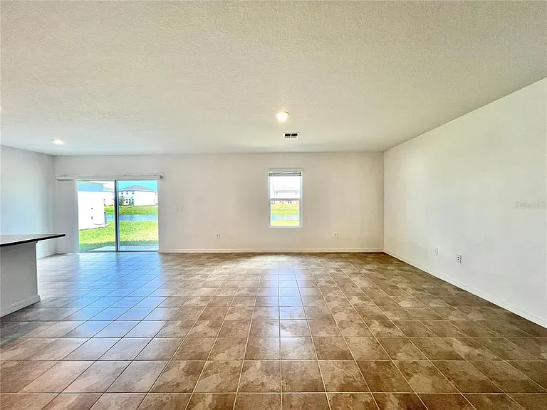 5665 Nispero Way — Photo 17