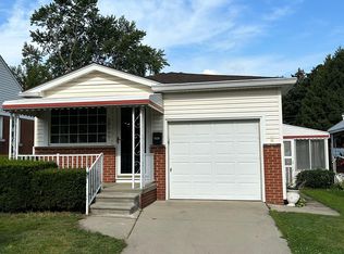 18599 Hanna St, Melvindale, MI 48122