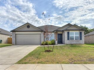 3856 Ada Ave, Harrah, OK 73045