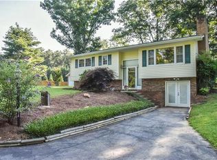 20 Baldwin Ct, Arden, NC 28704