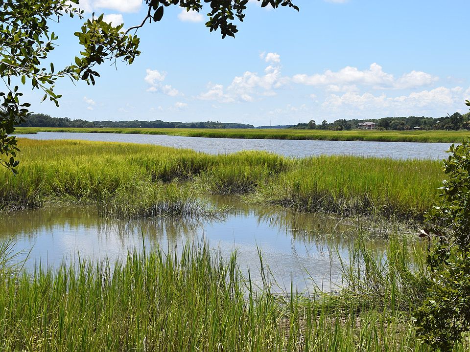 1st image of 1424 Gleasons Landing Dr