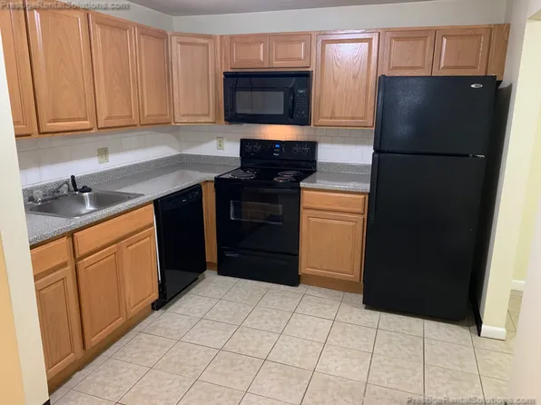 740 Central St, Leominster, MA