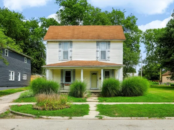 1014 N Harrison St, Rushville, IN 46173