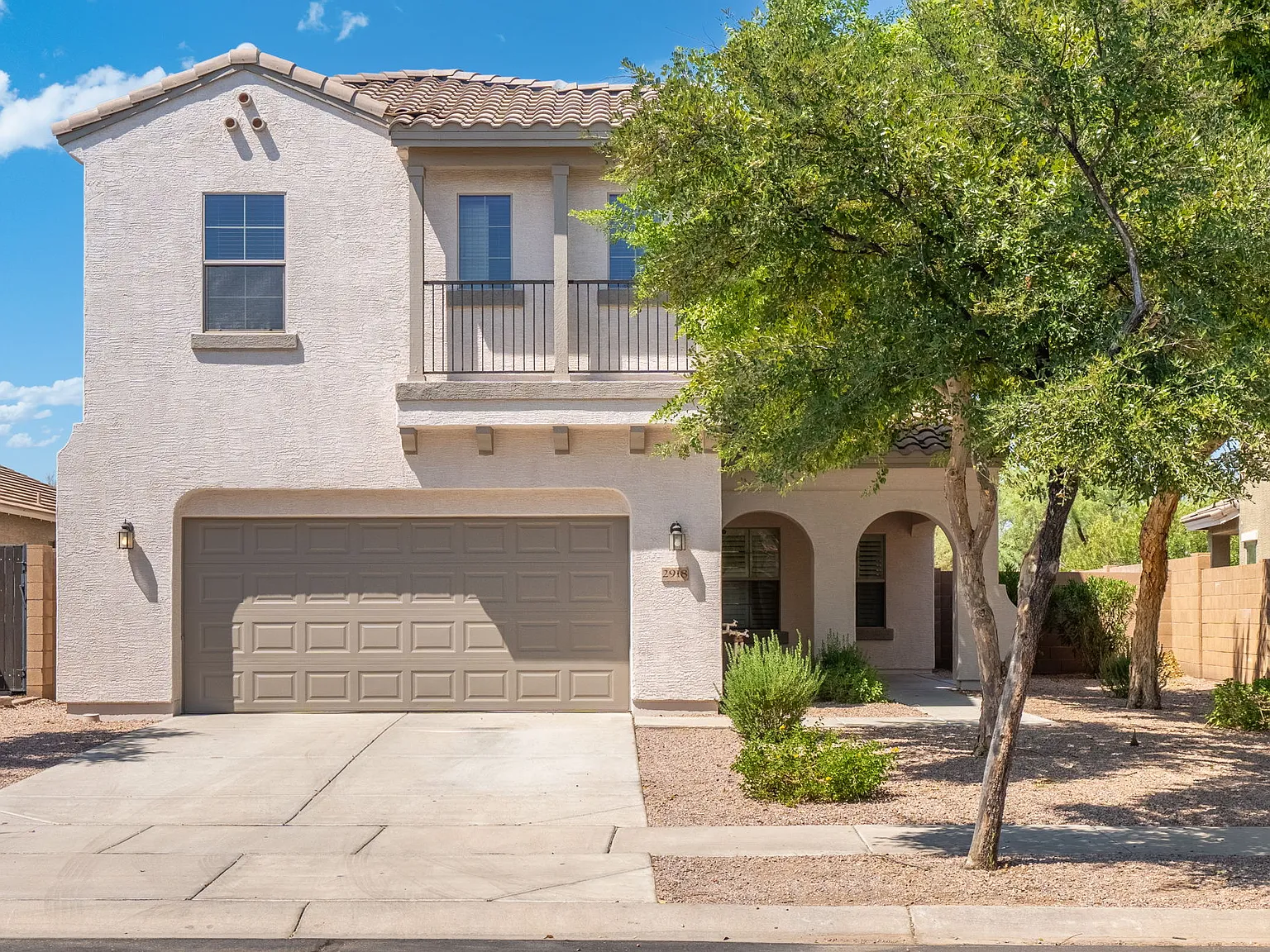 4 bed, 3.5 bath, 2172 sqft, $3,200 — Photo 1