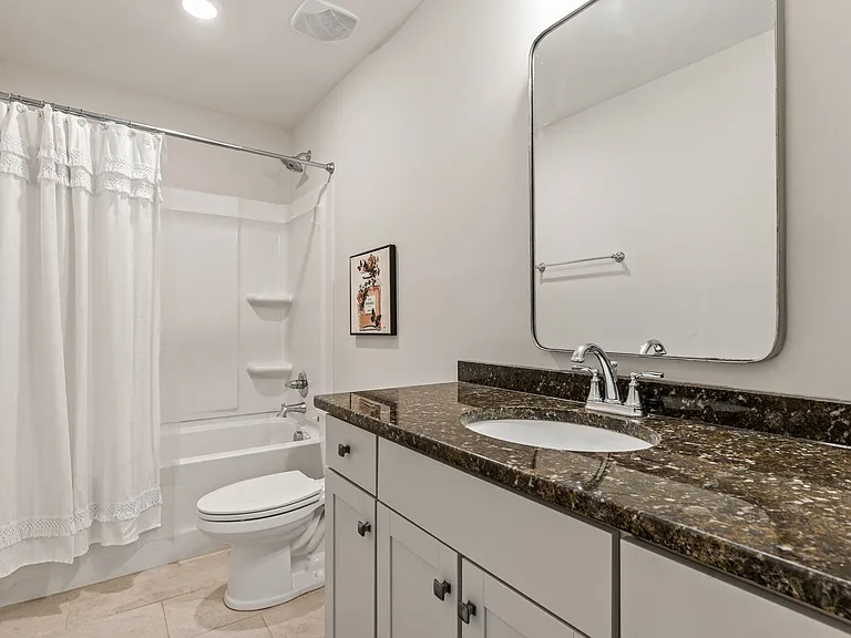 10 Macdonald Cv — Photo 26