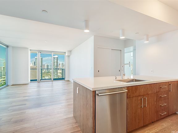 4th image of 629 Keeaumoku St #2312