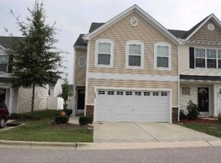 1952 Grassy Banks Dr, Raleigh, NC 27610