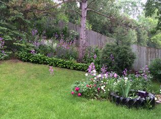 5829 Holiday Rd, Minnetonka, MN 55345