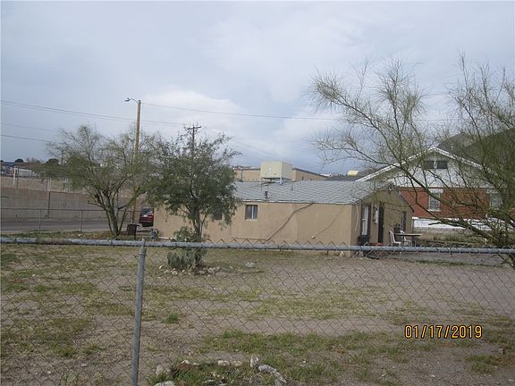 4th image of 1308 Wright Ave