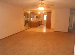 805/807 S Foxx Dr, Nixa, MO 65714