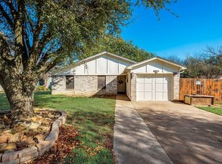11218 Golden Triangle Cir, Fort Worth, TX 76244