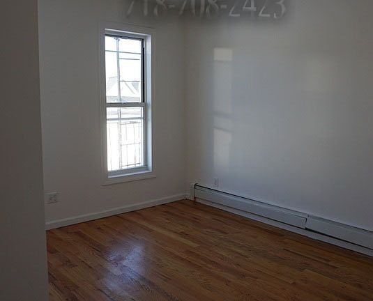 5th image of E Tremont Ave