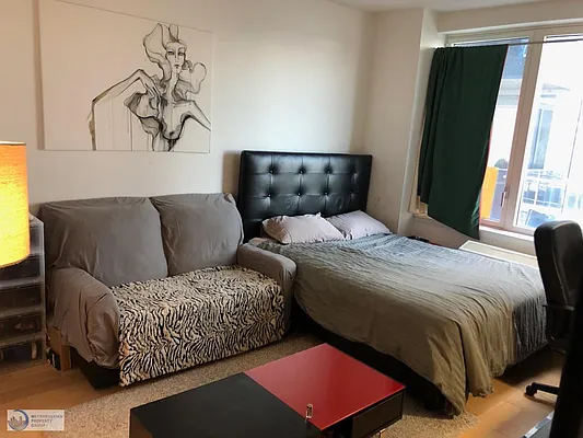 Rented by Metropolitan Property Group | media 22