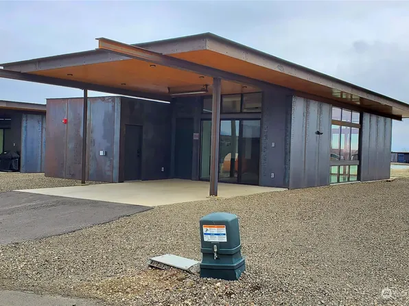 236 Rattlesnake Point Road NW, Quincy, WA 98848