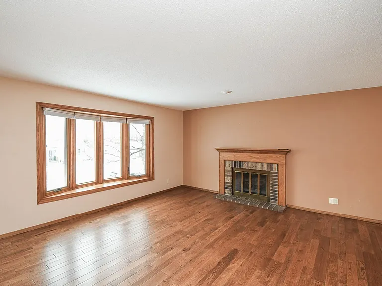2213 S Wellington Ave — Photo 10