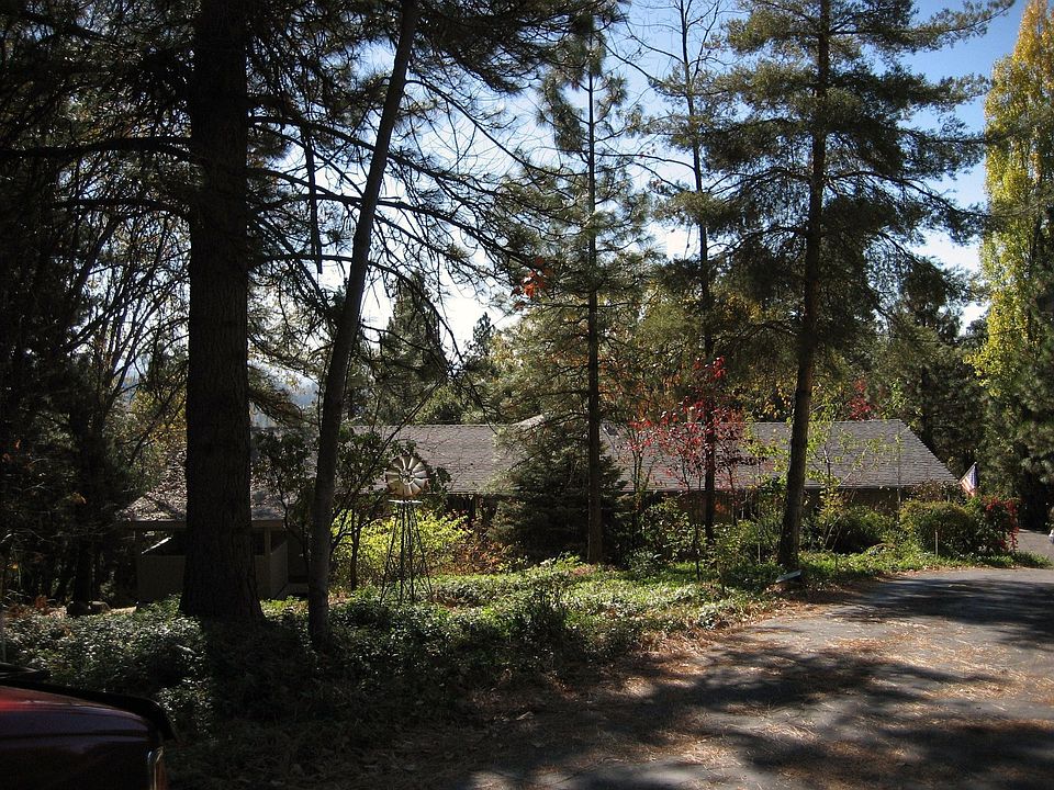 Great home near Apple Hill