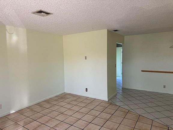 5th image of 3759 42nd Avenue S
