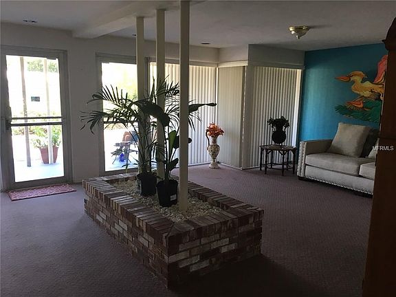 4th image of 416 73rd Ave N APT 203