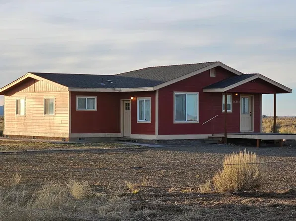 46864 Tucker Rd, Christmas Valley, OR 97641