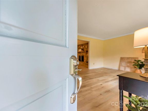 5th image of 4312 Knightwood Dr