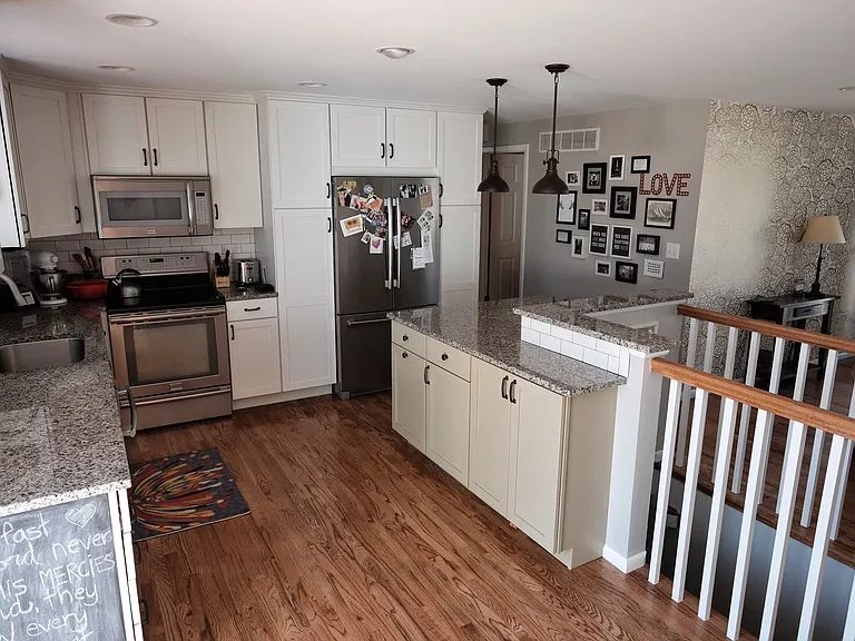 1374 S Niagara St — Photo 13