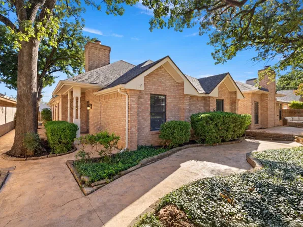 2108 Woodway Dr, Arlington, TX 76017