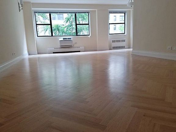 2nd image of 420 E 79th St APT 16A