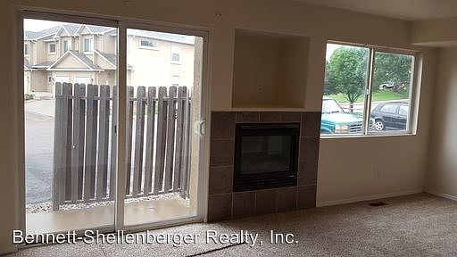 3rd image of 5609 Siam Hts