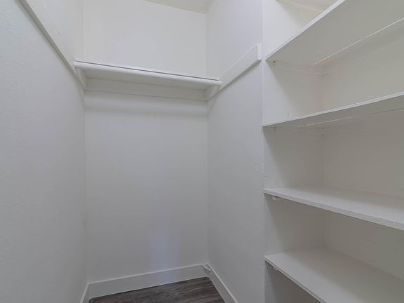 2nd image of 5553 Case Ave