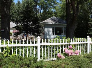 7409 Washington St, South Haven, MI 49090