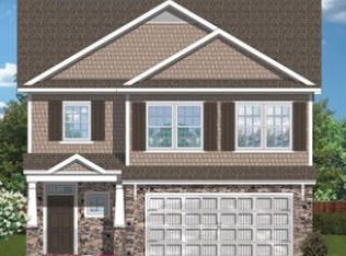 217 Station Dr, Morrisville, NC 27560