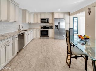 122C Muhlen Platz #1000, Freehold, NJ 07728