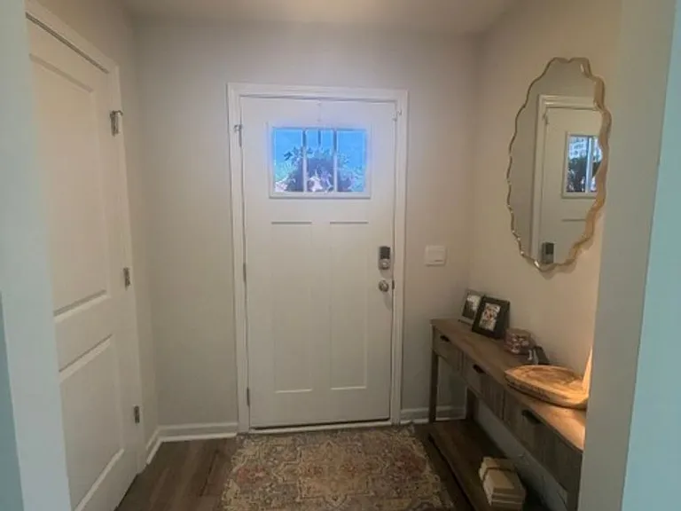 88 Trevor Dr — Photo 21