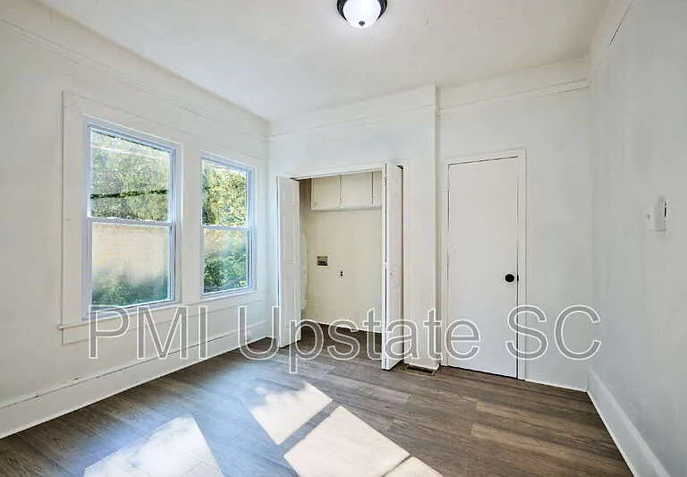 10 E Main St — Photo 9