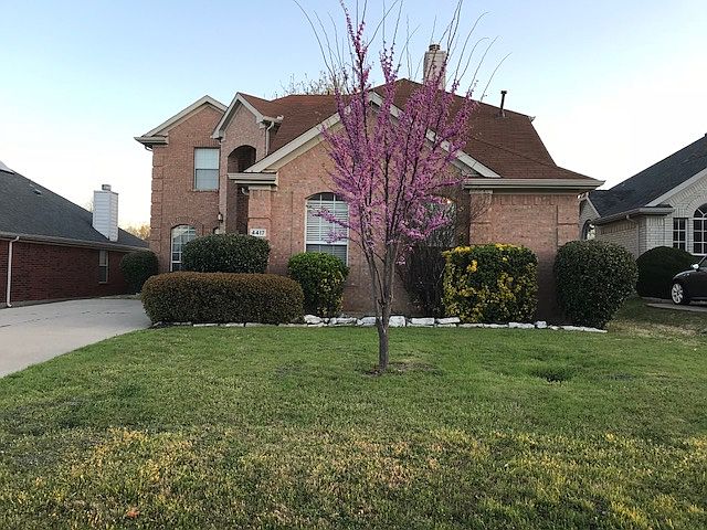 1st image of 4417 Lansbury Ln