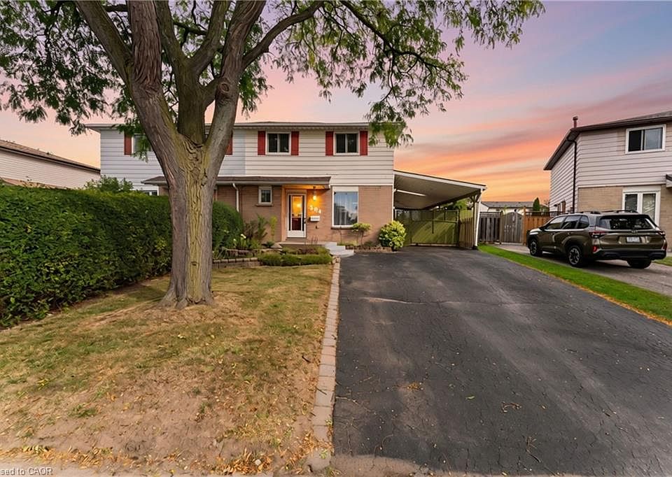 1st image of 204 Birchcliffe Cres