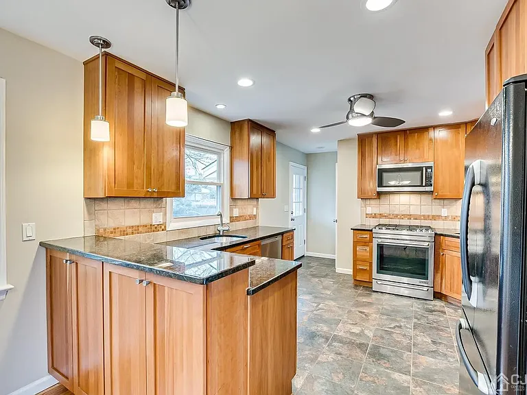 257 W Grant Ave — Photo 14