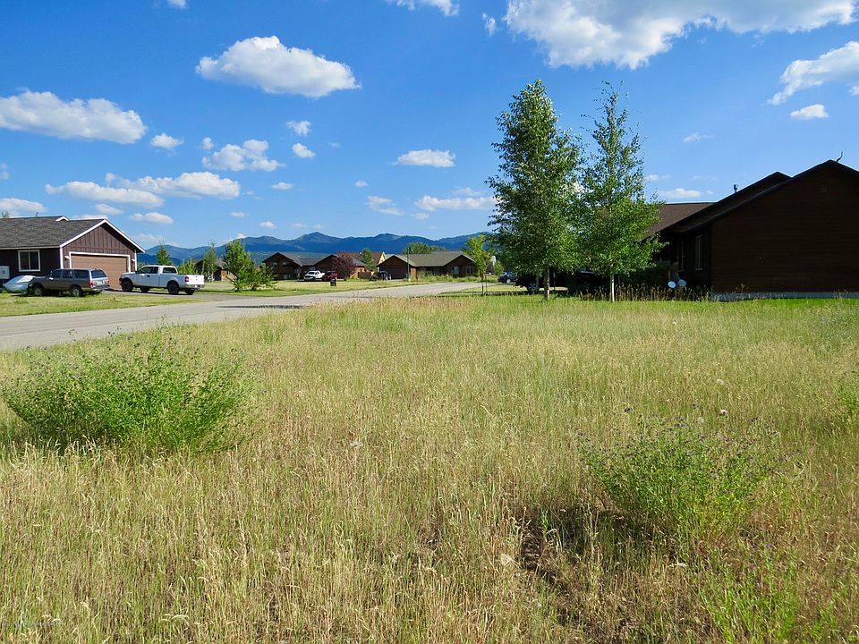 2nd image of 187 Brome Dr