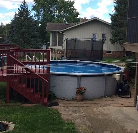 3rd image of 305 Mallard Ct