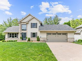 2230 Brittany Ct, New Brighton, MN 55112