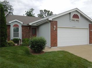 1582 Lienemann Dr, Saint Peters, MO