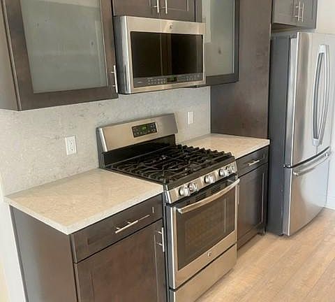 2nd image of 1157 S Bundy Dr APT 401