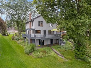 24 S Shore Dr, Addison, MI 49220