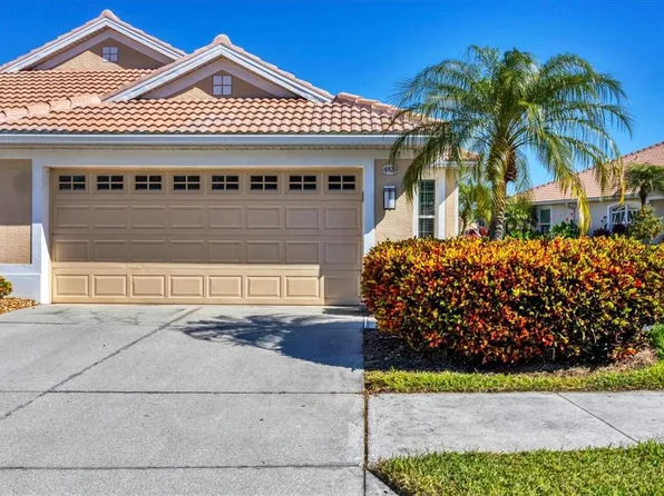 4820 Whispering Oaks Dr, North Port, FL 34287