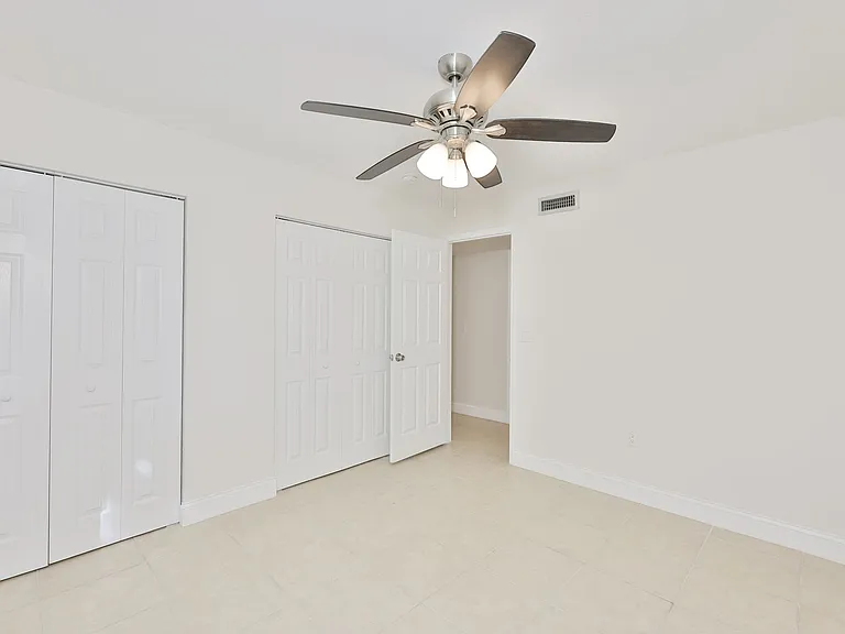 11502 7th Ln N #1401 — Photo 7