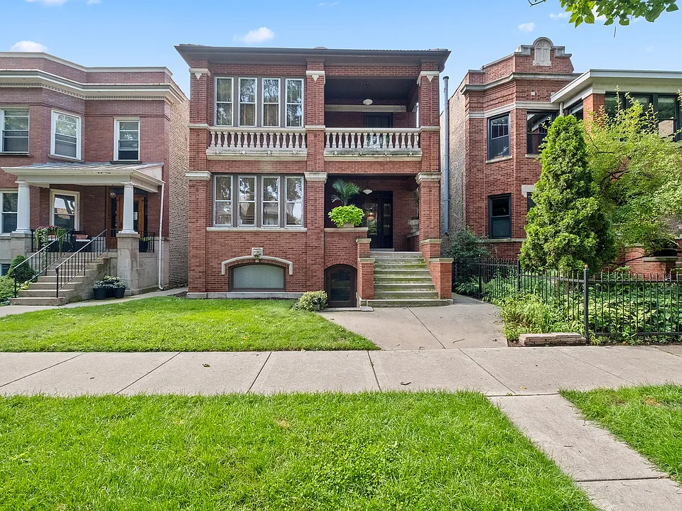 1335 W Thorndale Ave #1