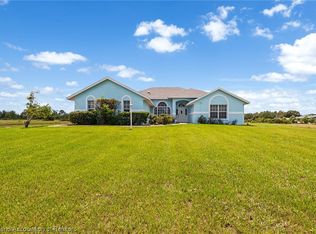 2611 W Shula Rd, Avon Park, FL 33825