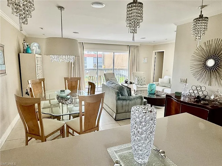 1666 Osprey Ave #203 — Photo 3