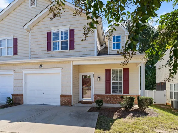 621 Woodson Dr, Clayton, NC 27527